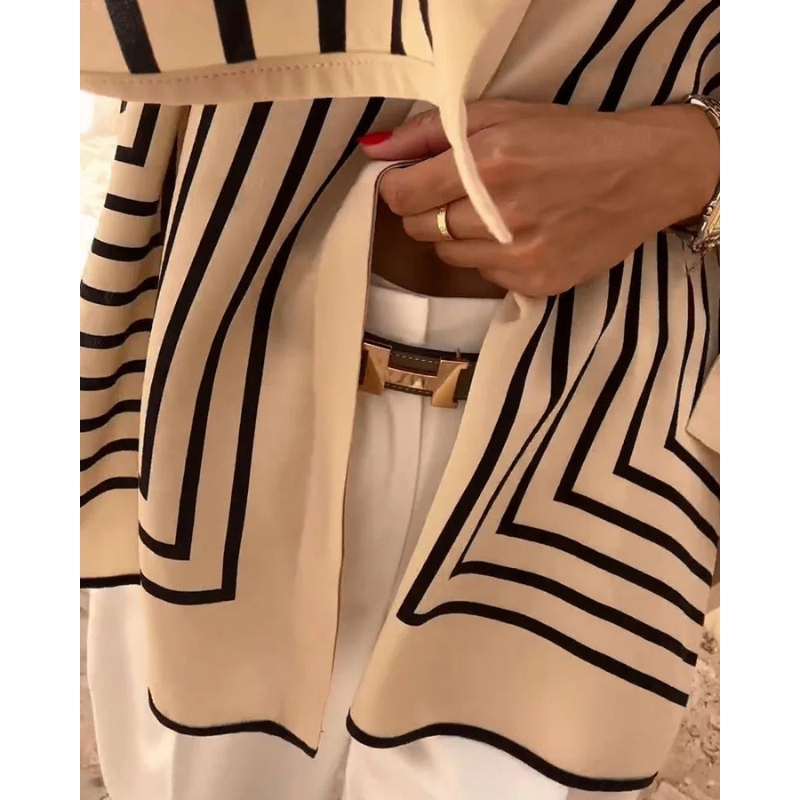 Gyda™ | Afslappet stribet skjorte med slids