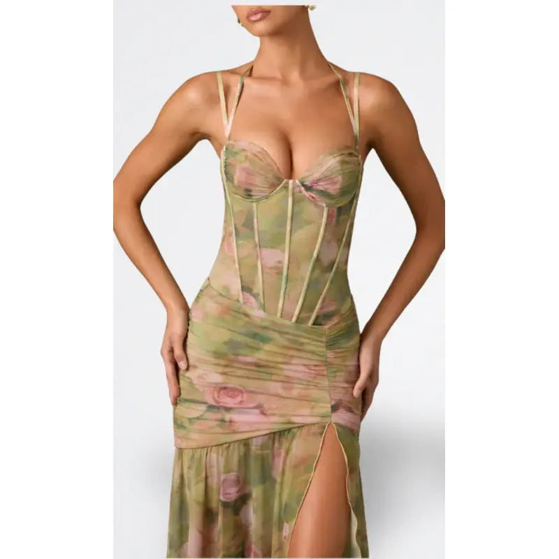 Isamara™ | Lang kjole med korset