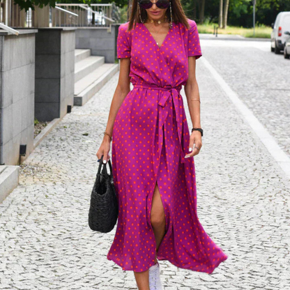 Nuvia™ | V-hals A-line kjole