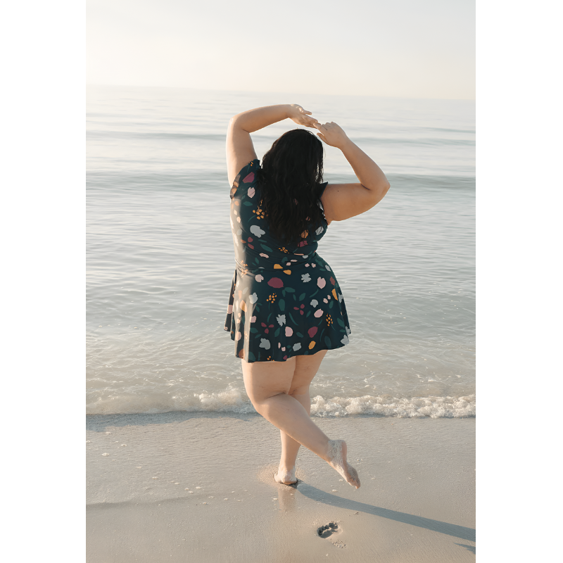 Anouk™ | Badedragt med flæser og indbygget bh